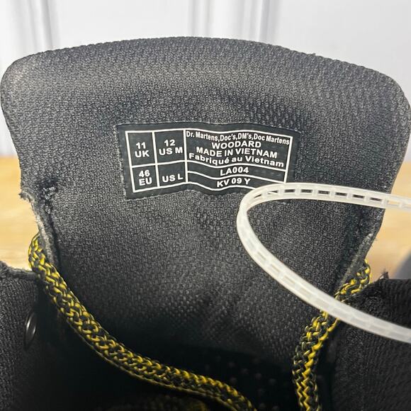 Doctor Doc Martens NEW Leather Mens 12 Woodard Grizzly
Black Hiker/Work Boots - Picture 8 of 11